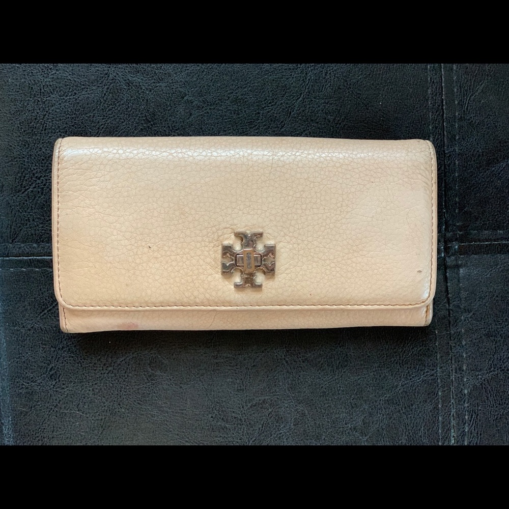 Tory Burch wallet